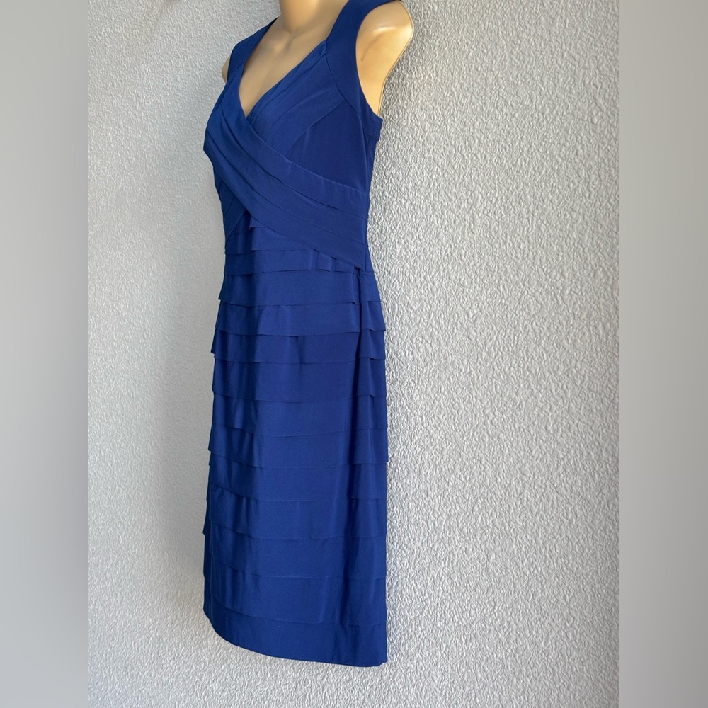 Jones Wear | Blue |Sheath Bandage:Cocktail Dress | V-Neck Sleeveless. Size: (8)